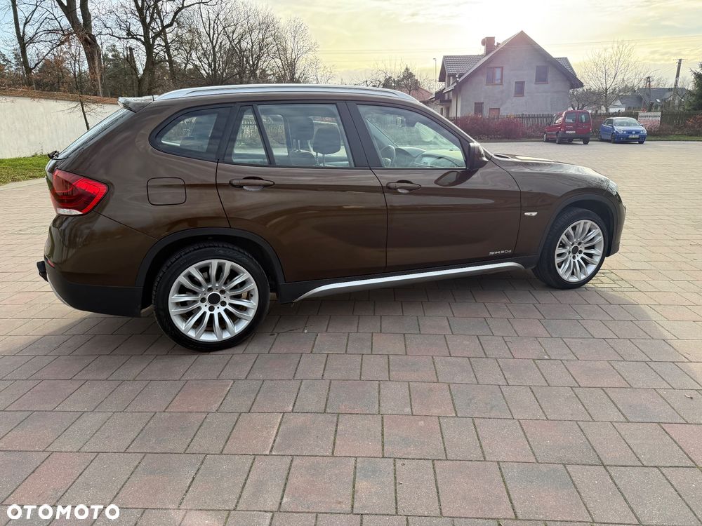 BMW X1 xDrive20d - 21