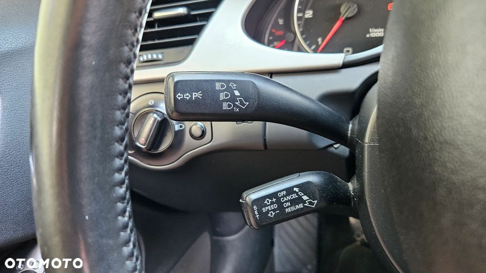 Audi A4 Avant 2.0 TDI DPF S line Sportpaket - 15