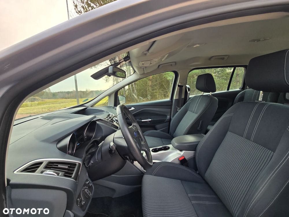 Ford Grand C-MAX 2.0 TDCi Titanium - 20