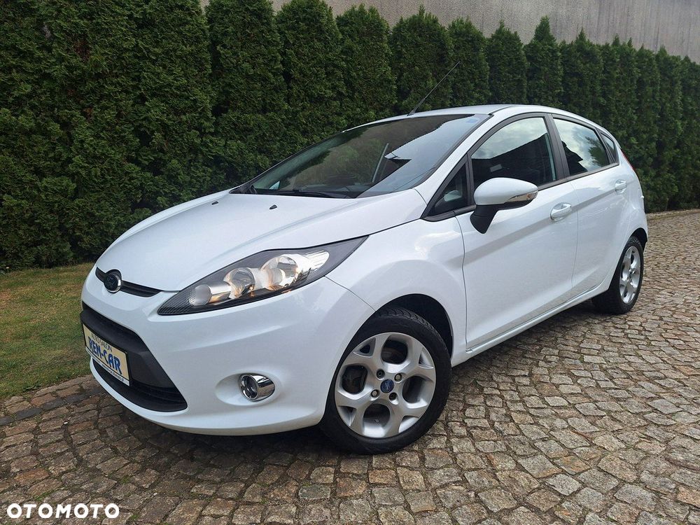 Ford Fiesta - 2