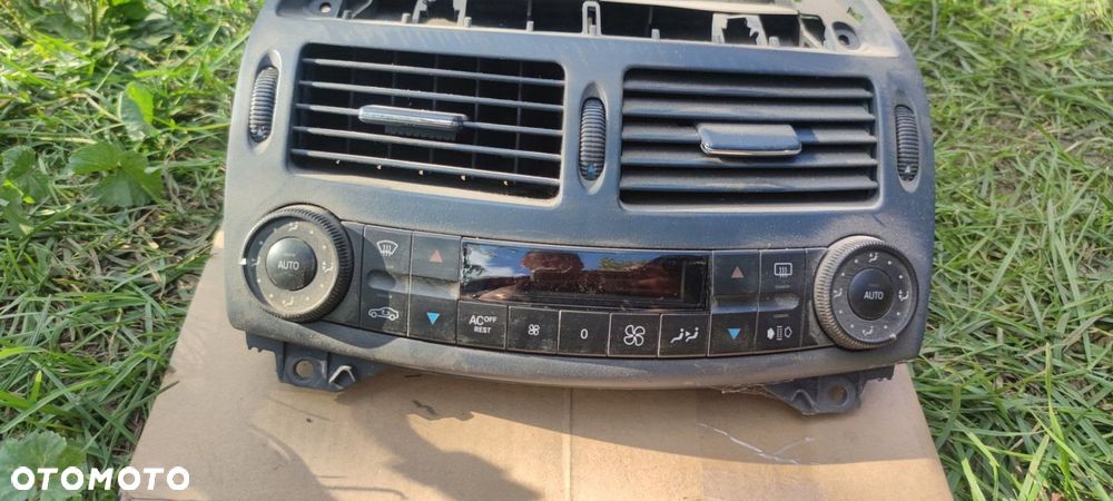PANEL KLIMATYZACJI MERCEDES W211 A2118300185 2118300185