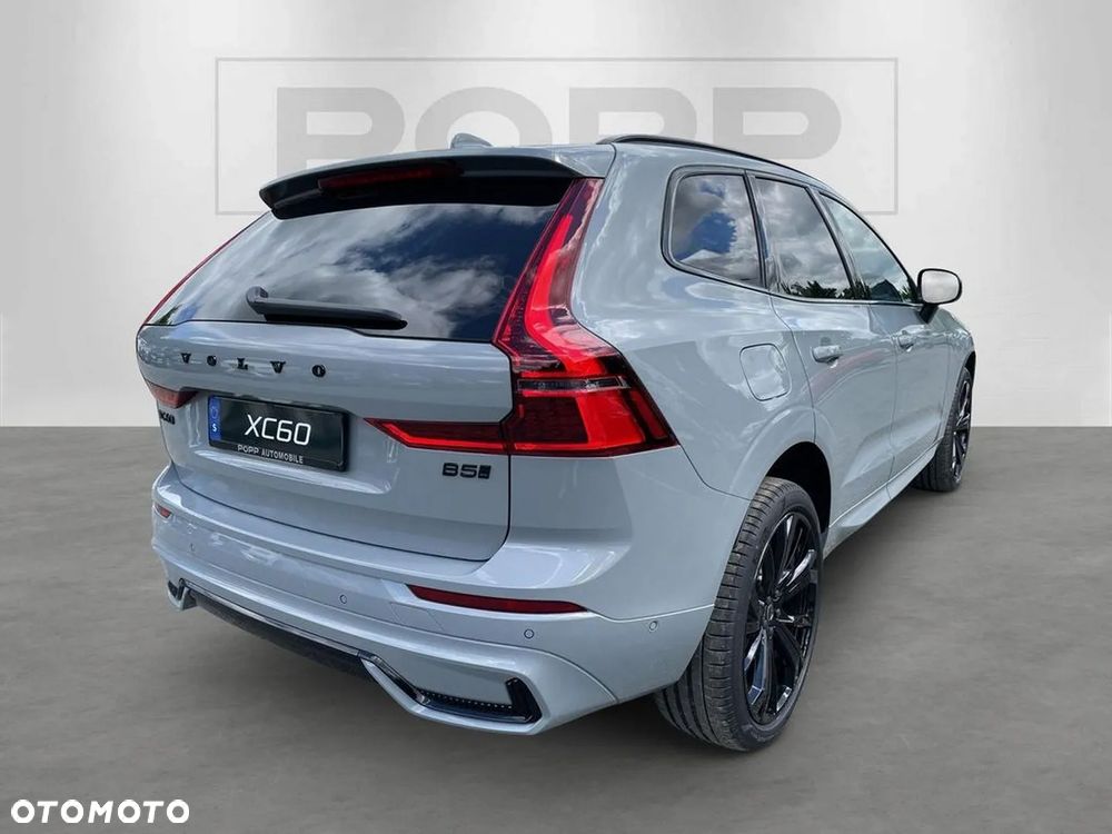 Volvo XC 60 B5 B AWD Ultra Black Edition - 2
