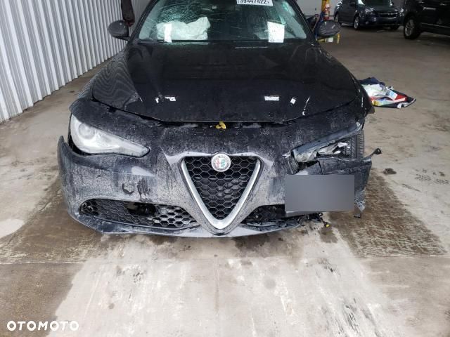 Alfa Romeo Giulia - 16