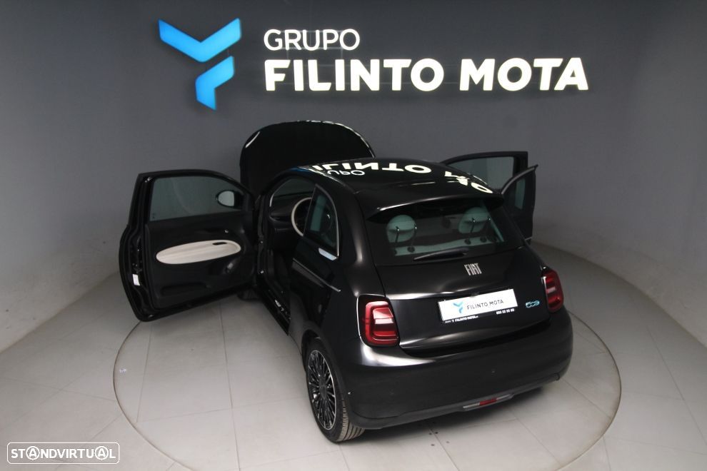 Fiat 500e La Prima - 11