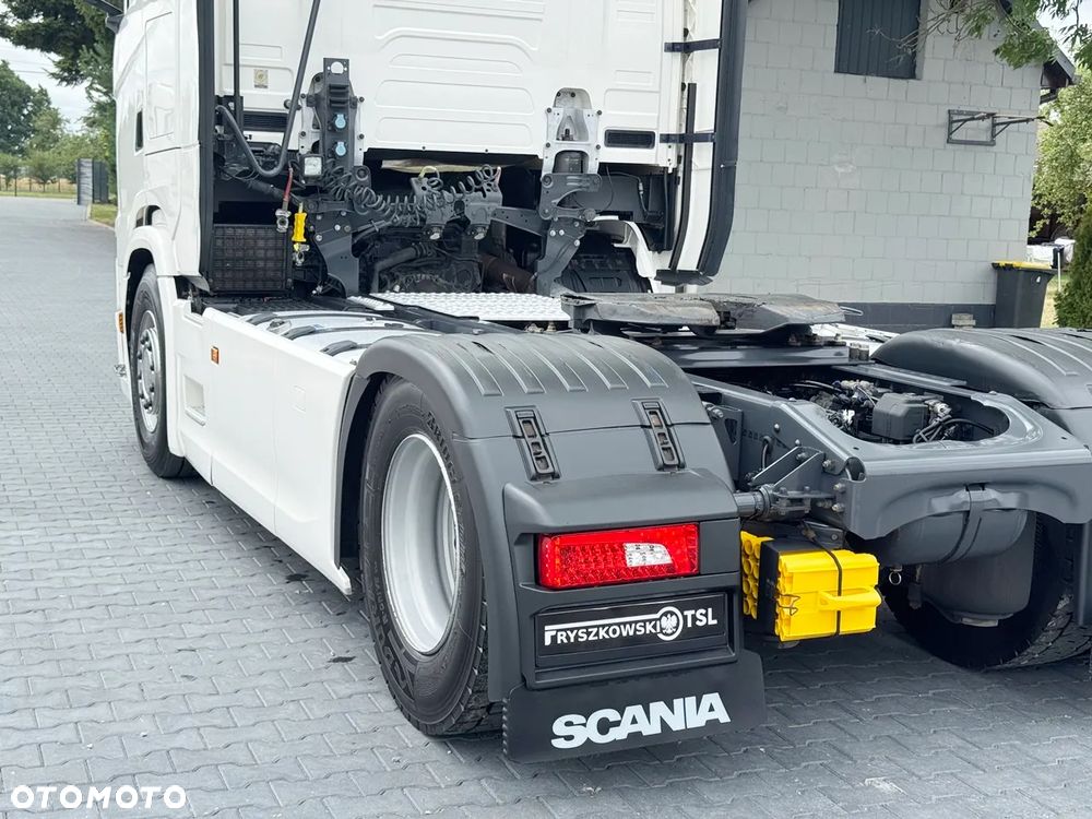 Scania S 450 / ACC / OBRACANY FOTEL / FULL LED / RETARDER / DUŻA NAVI / VIRTUAL KOKPIT / Z NIEMIEC - 16