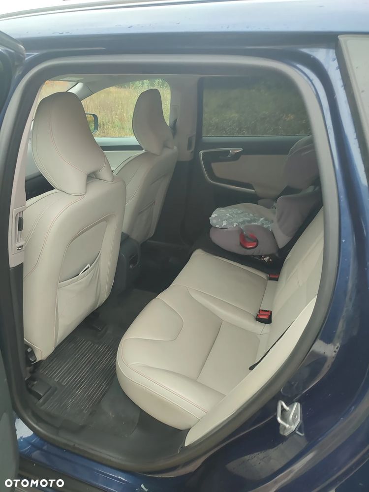 Volvo XC 60 D4 Ocean Race - 7