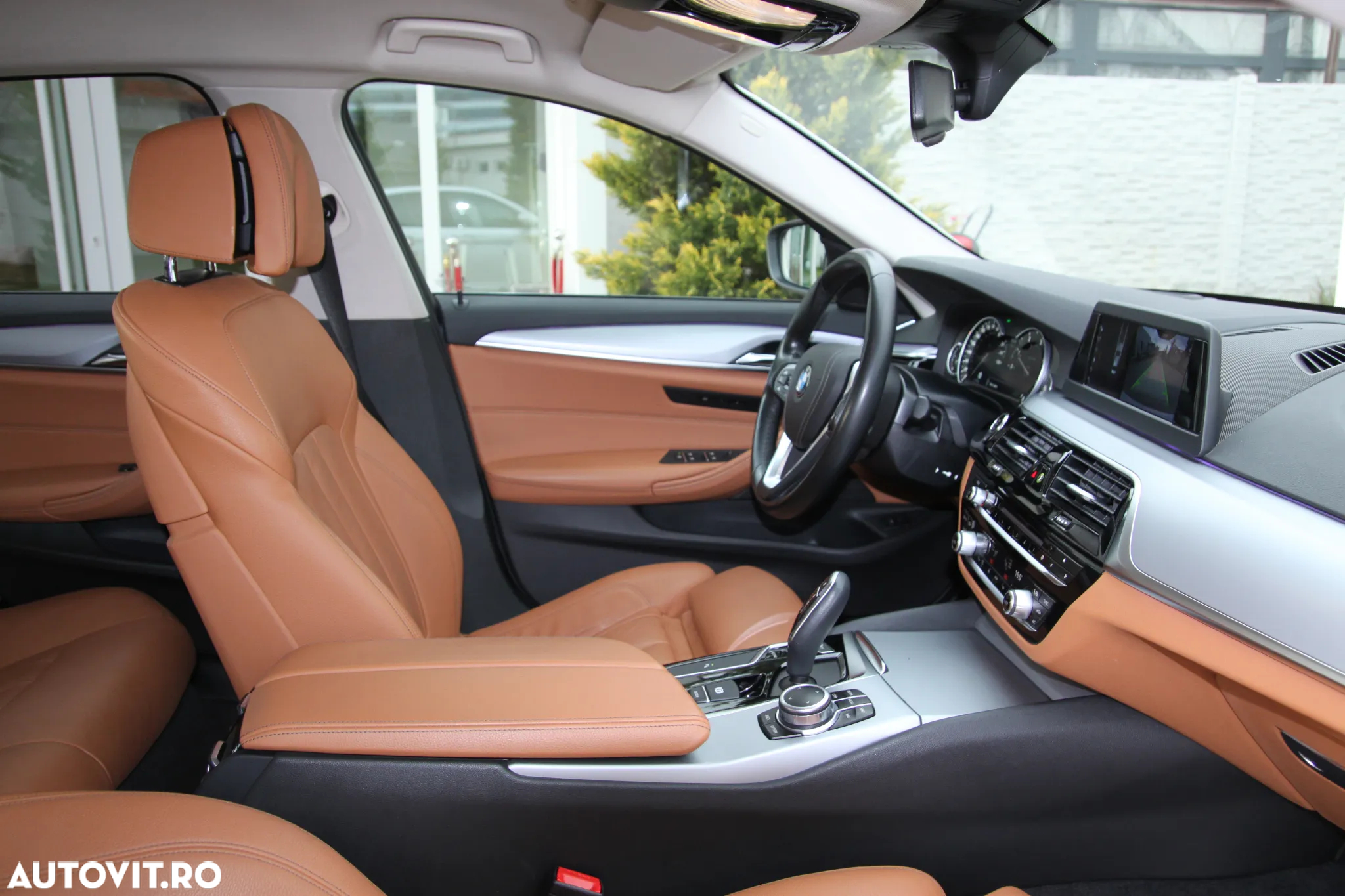 BMW Seria 5 520d AT - 4