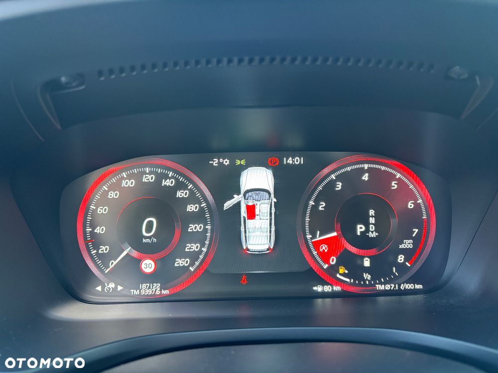 Volvo V60 B3 B Geartronic Momentum Core - 21