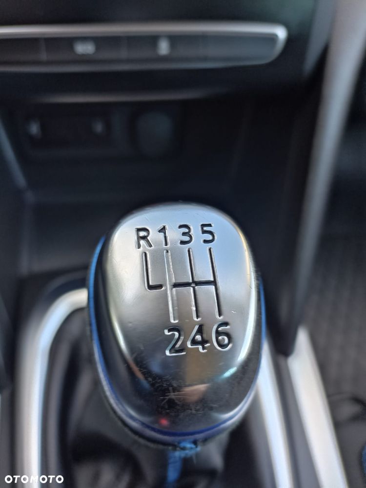 Renault Megane ENERGY dCi 130 GT LINE - 33