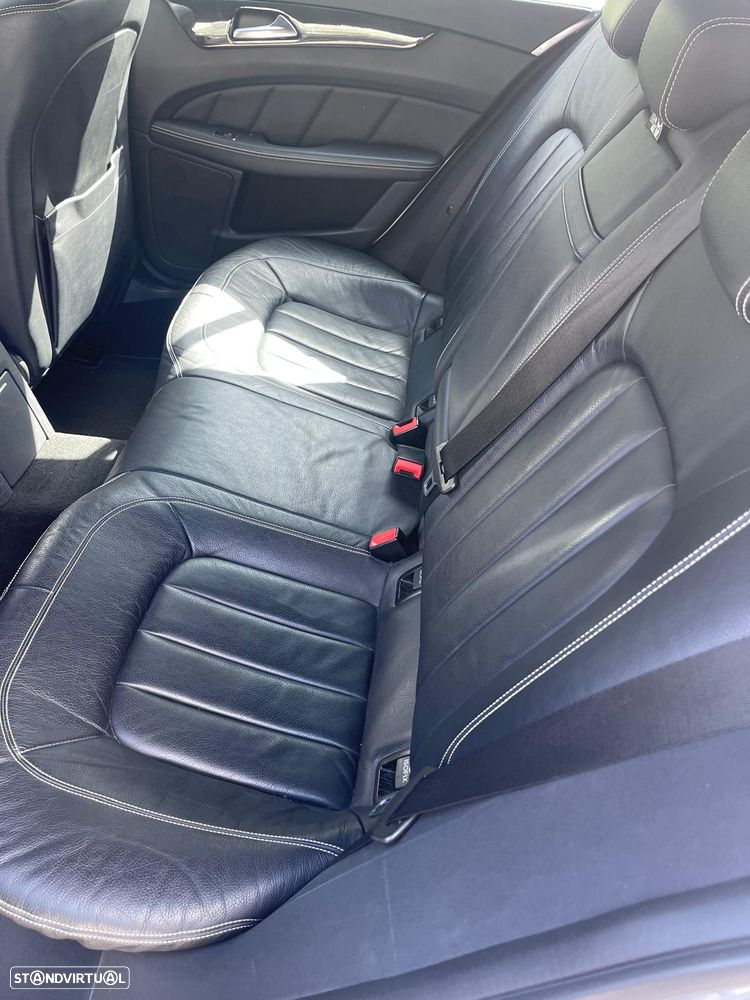 Mercedes-Benz CLS 350 CDi BE Shooting Brake 4-Matic 174g - 24