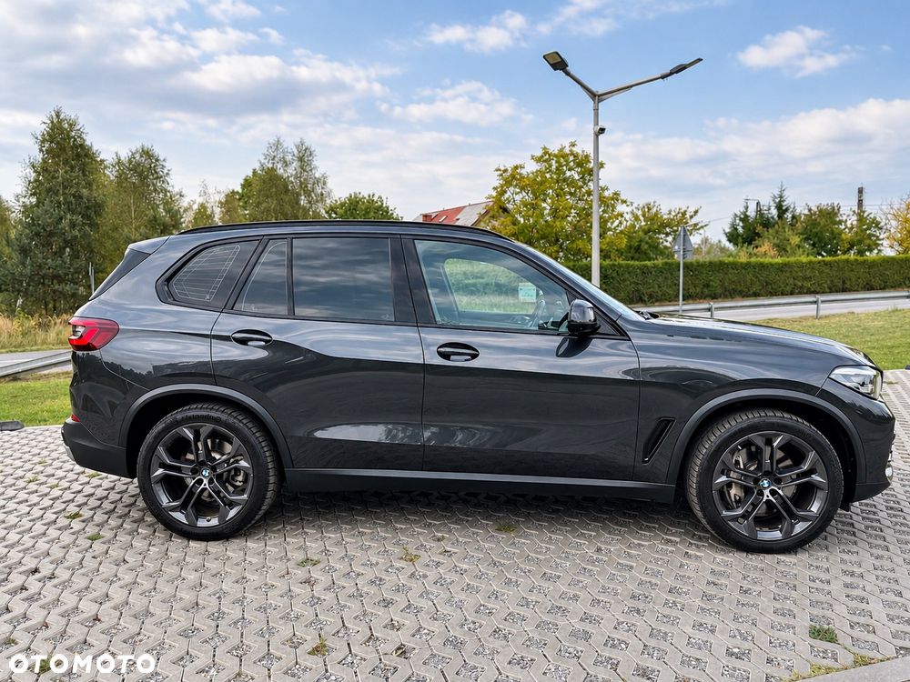 BMW X5 xDrive40d mHEV - 12