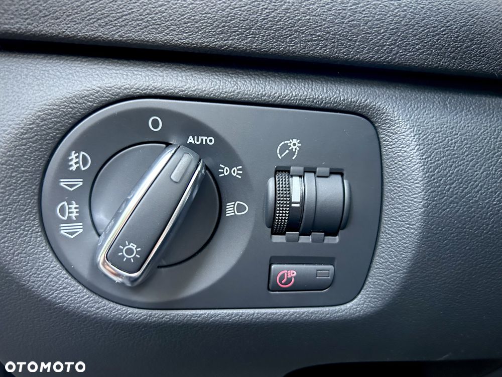 Audi A3 Cabrio 2.0 TFSI S tronic Ambition - 32