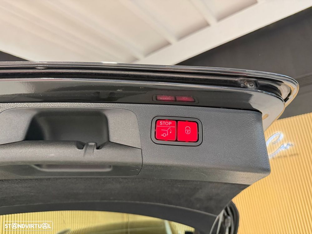 Mercedes-Benz E 300 de AMG Line - 37