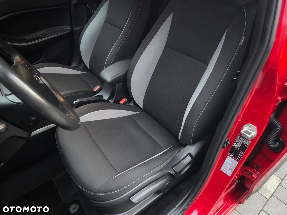 Hyundai i20 - 19