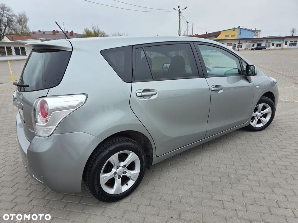 Toyota Verso 2.0 D-4D Life - 9