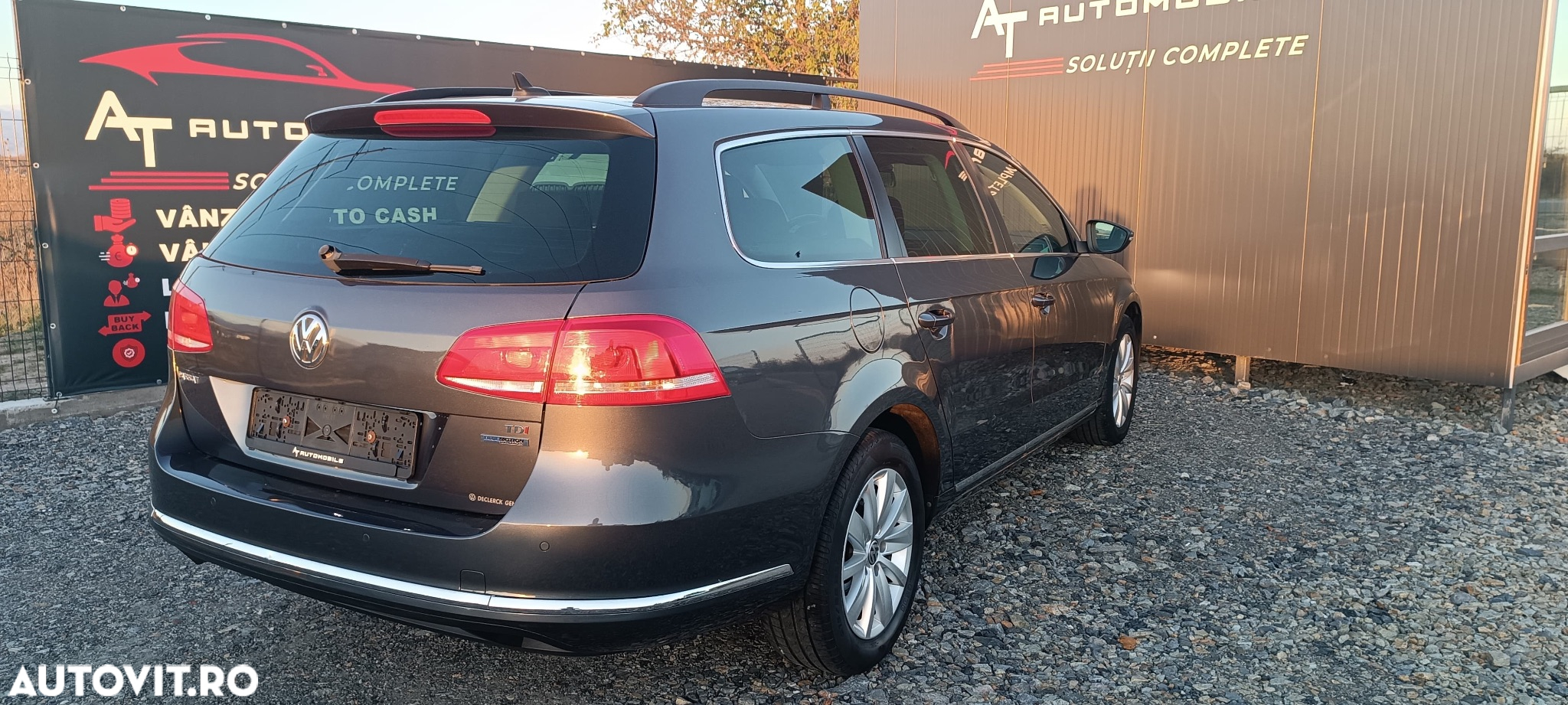 Volkswagen Passat Variant 1.6 TDI BlueMotion Technology Comfortline - 4