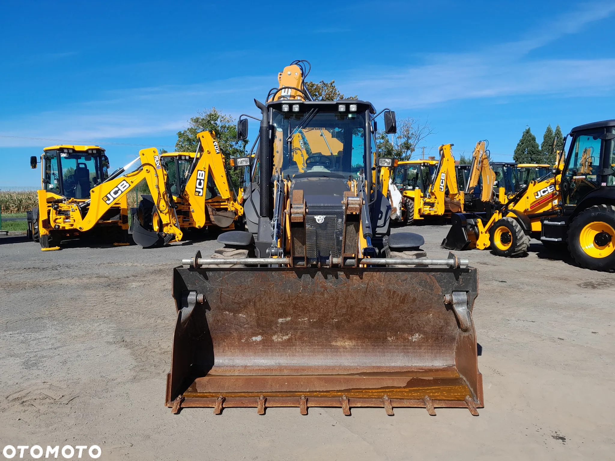 Case 580SV 2023R - 3