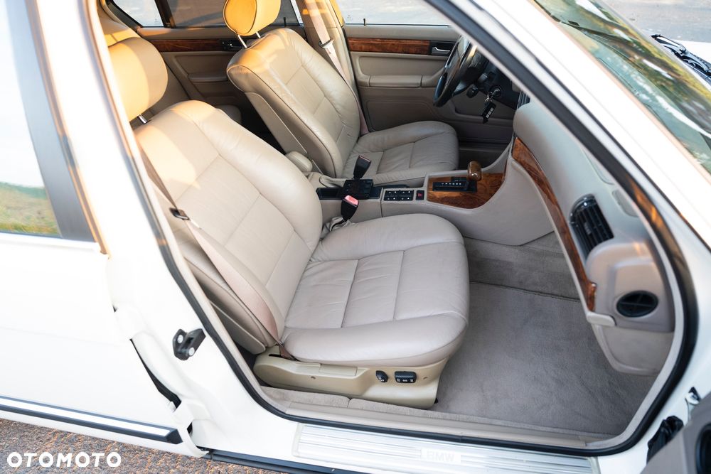 BMW Seria 7 750iL - 20