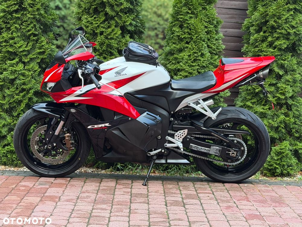 Honda CBR - 7