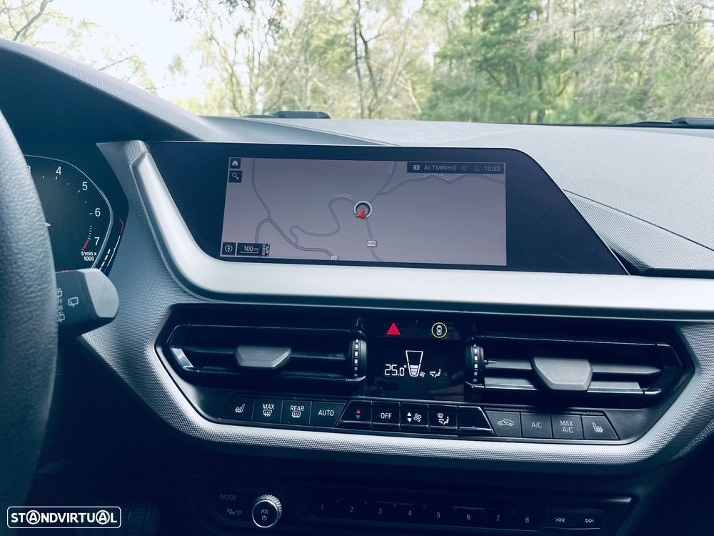 BMW 116 i Aut. Luxury Line - 18