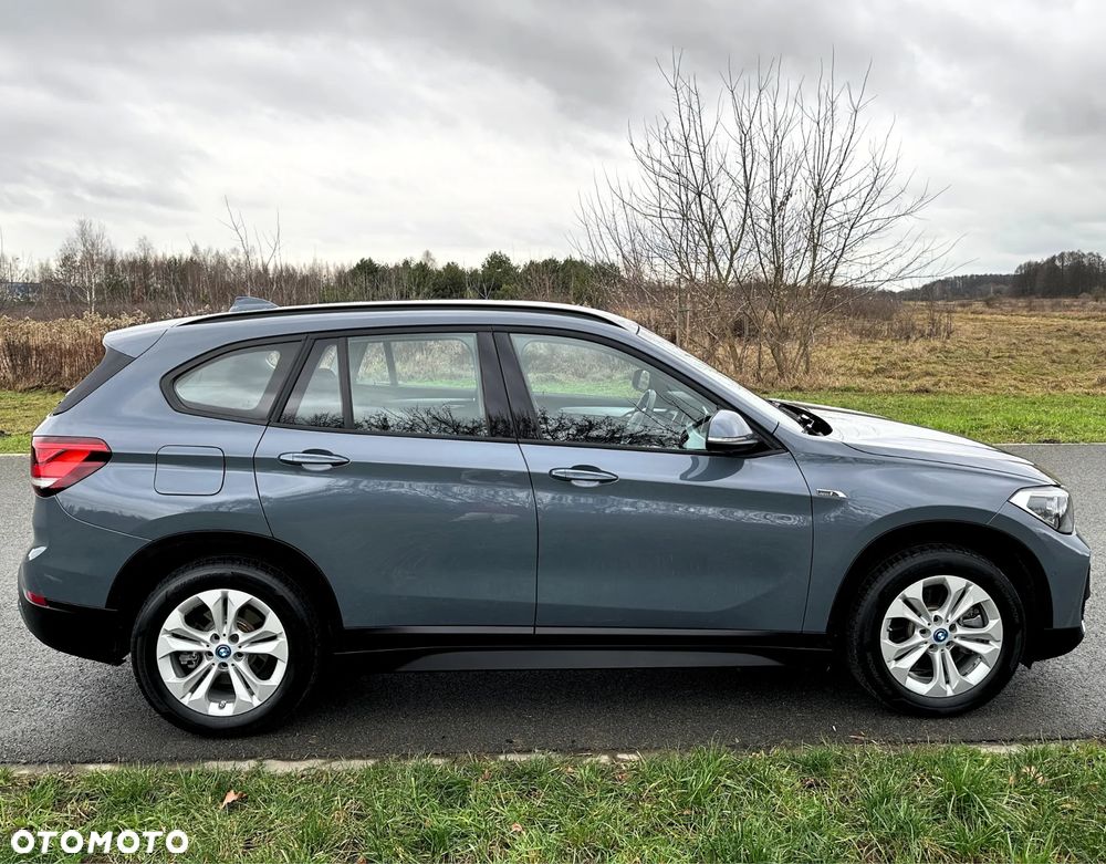 BMW X1 xDrive25e Sport Line - 9