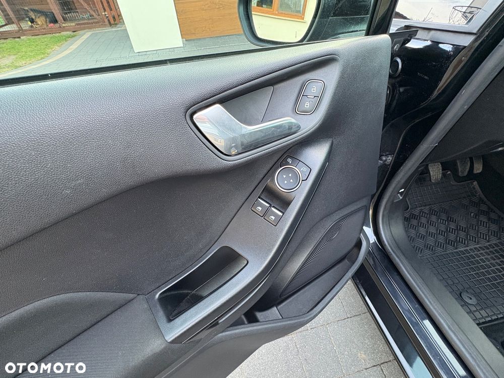 Ford Fiesta 1.1 TREND - 21