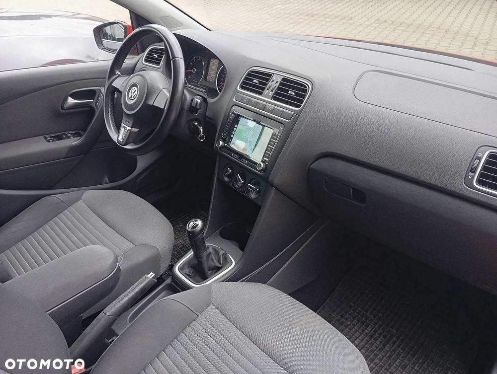 Volkswagen Polo - 9