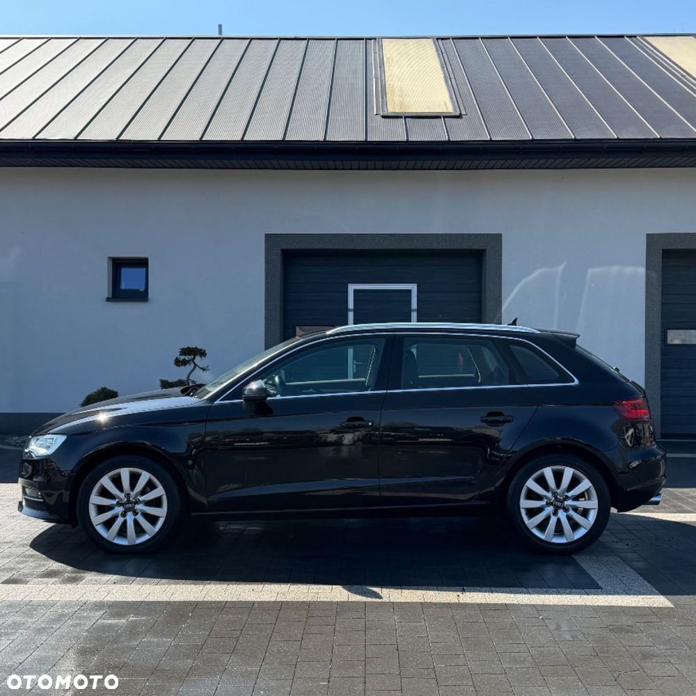 Audi A3 Sportback - 4