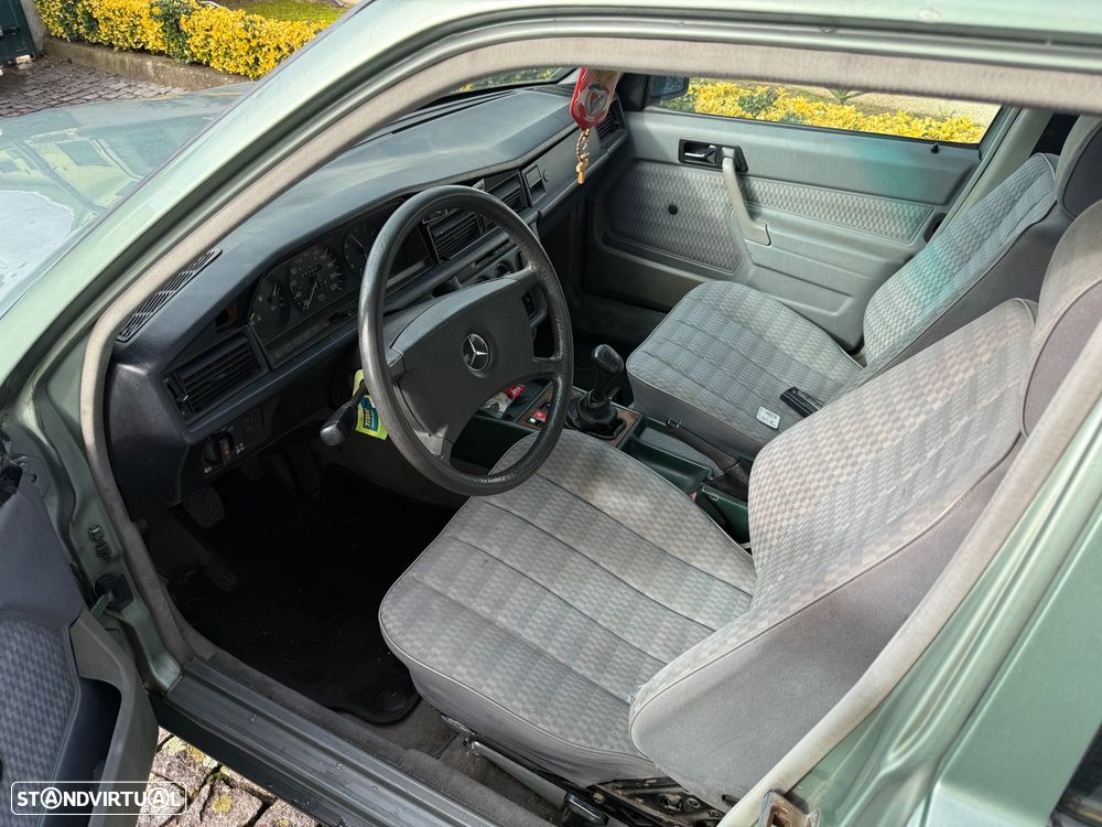 Mercedes-Benz W201 (1982-1993) 190 D 2.0 - 5