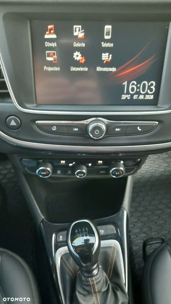 Opel Crossland X 1.2 Start/Stop Innovation - 17