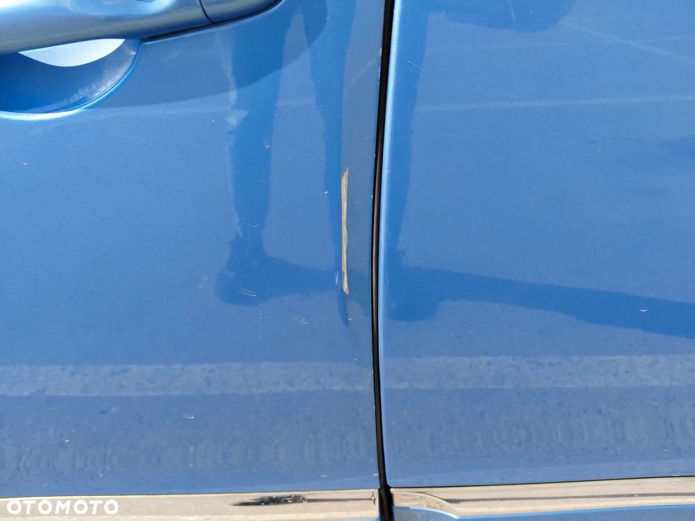 Renault Scenic 2.0 dCi Bose - 17