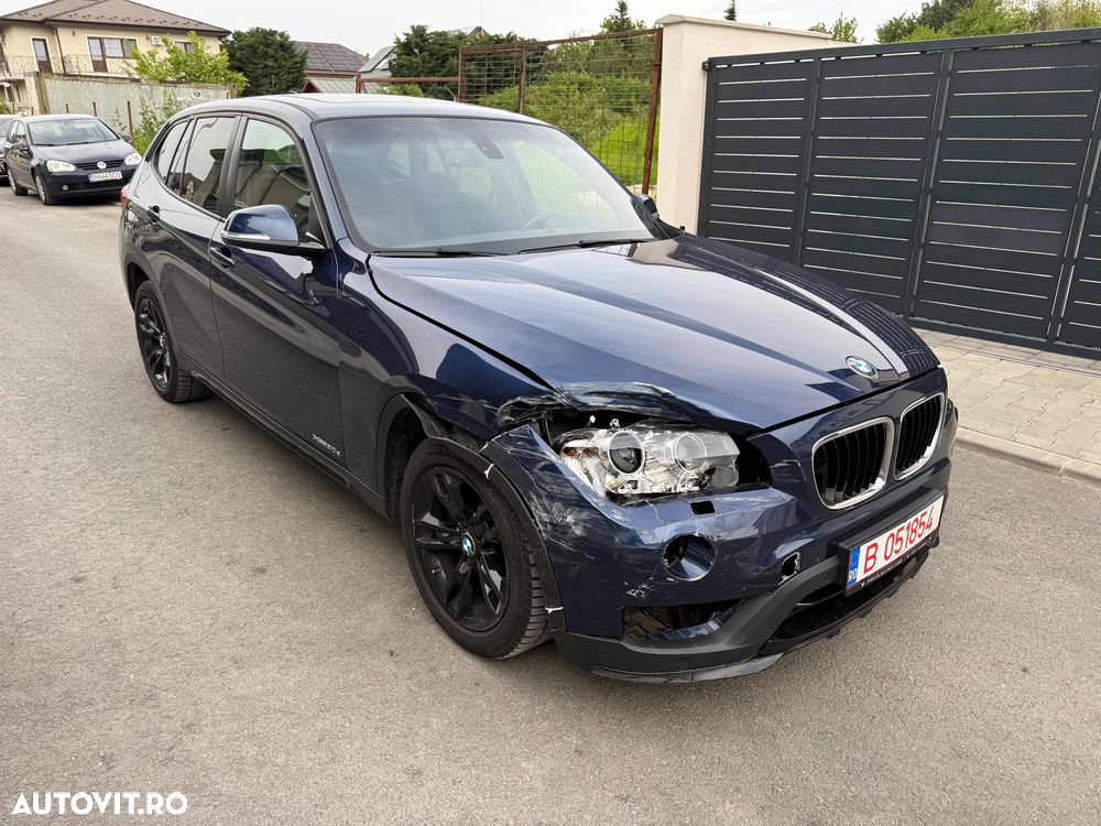 BMW X1 xDrive20d Sport Line - 3
