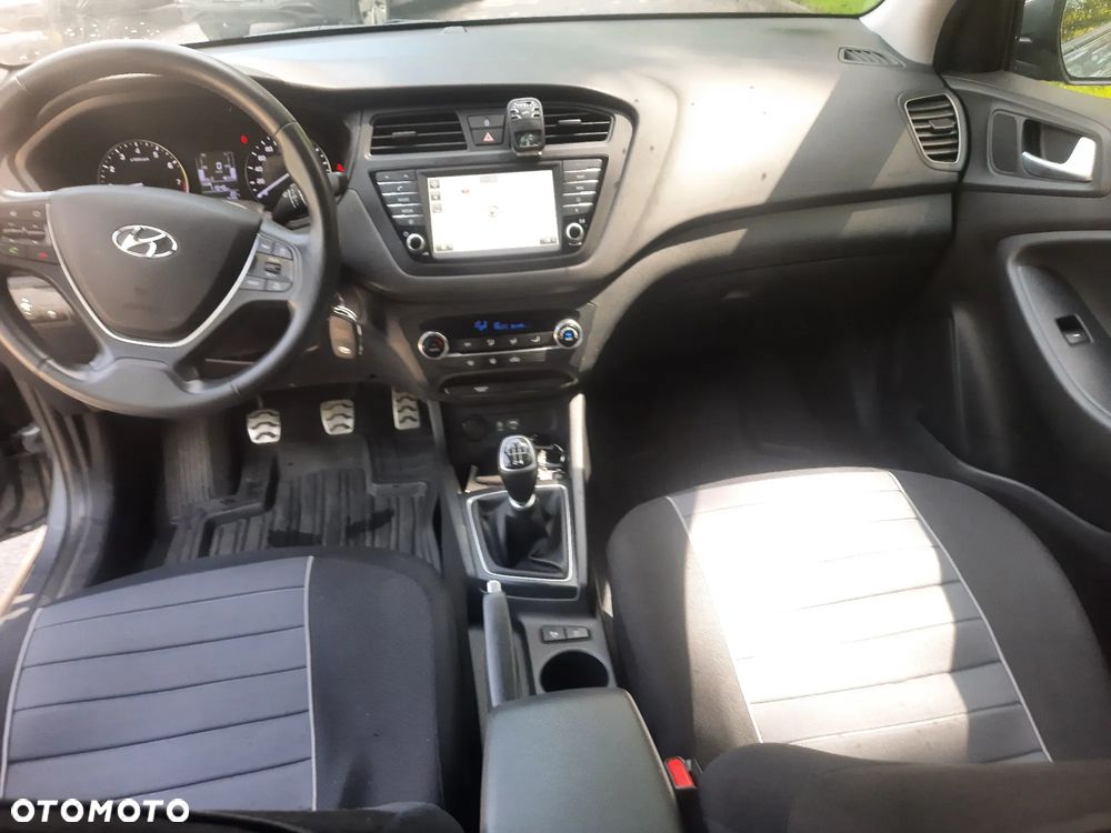 Hyundai i20 1.0 T-GDI Classic Plus - 11