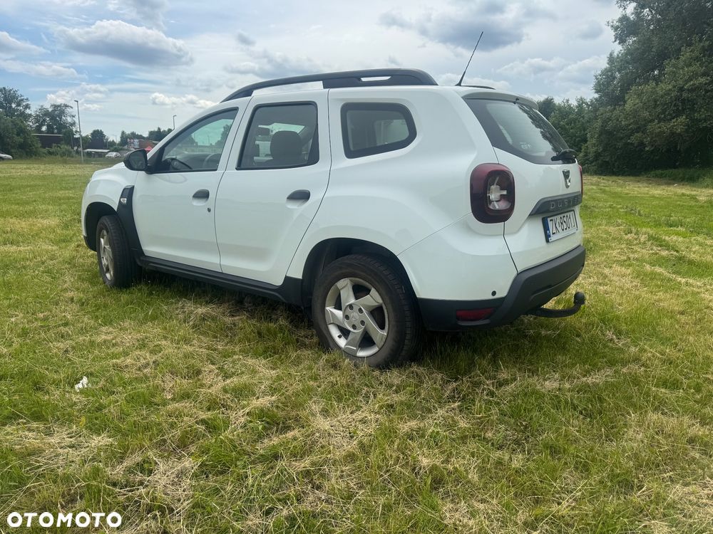 Dacia Duster 1.6 SCe Laureate S&S - 4