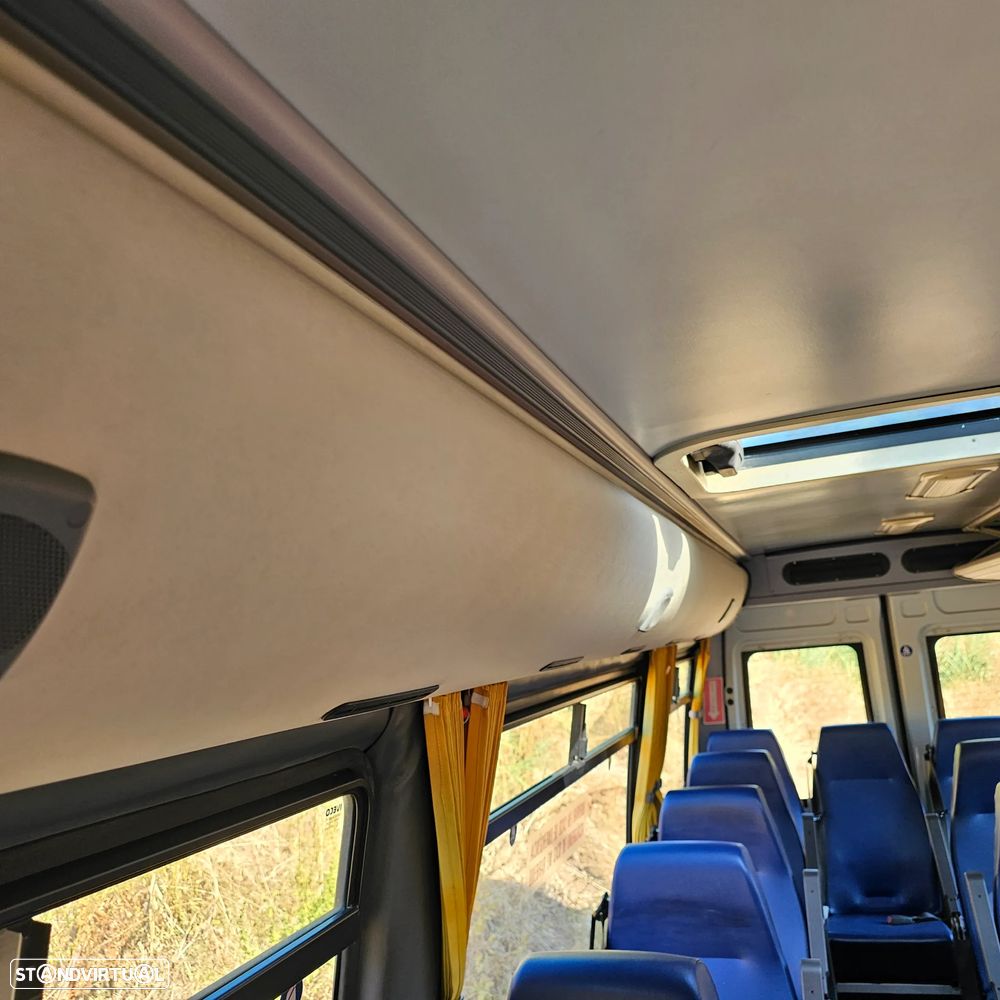 Iveco Mini Buss 21LUGARES A/C - 24
