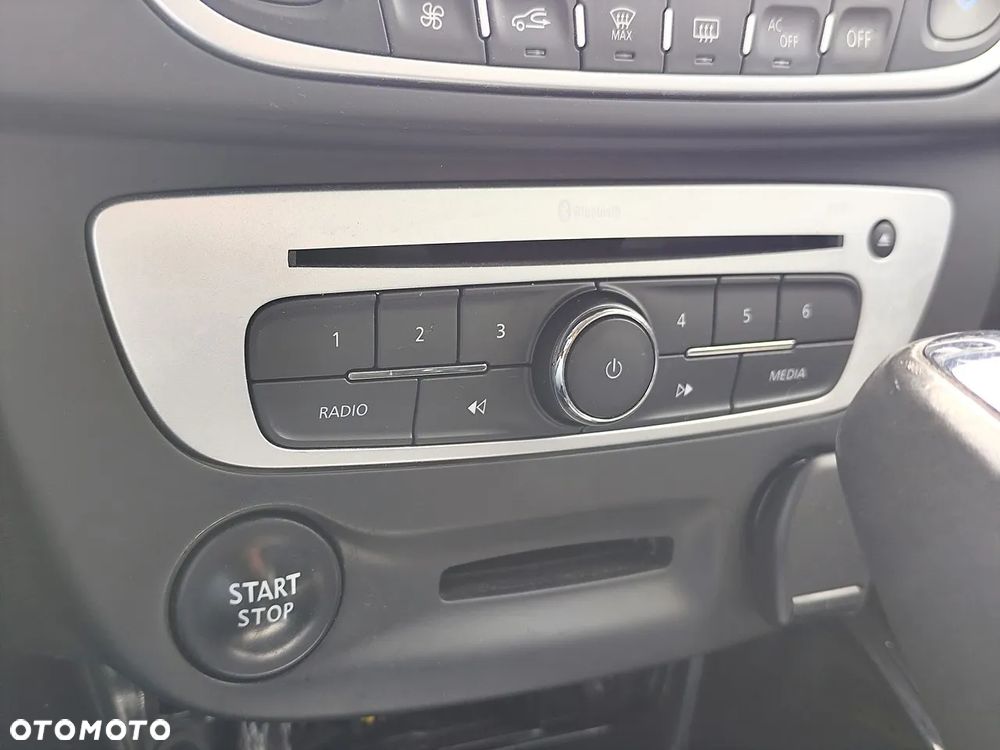 Renault Megane Grandtour ENERGY TCe 130 EDC BOSE EDITION - 20