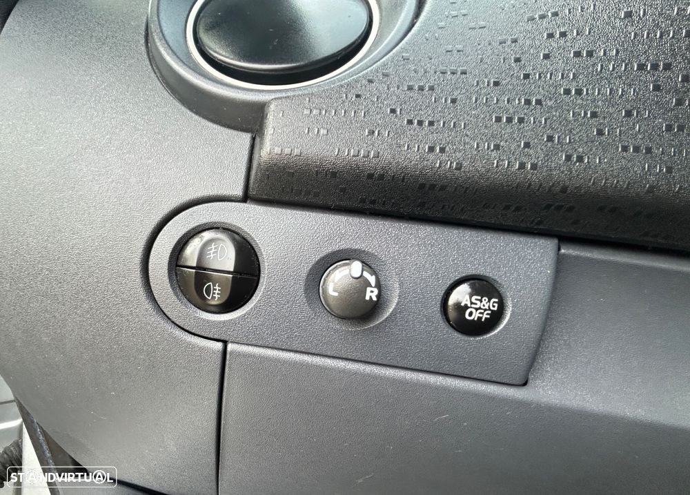 Mitsubishi Colt - 23