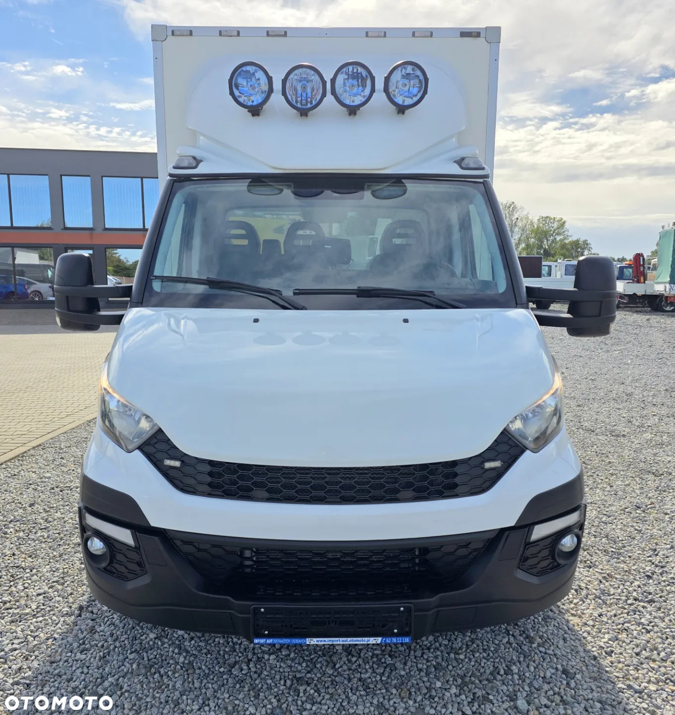 Iveco 35-170 3,0 HPI 170 KONNY KONTENER 4,2M WINDA KLIMA WEBASTO 8 BIEGOWY HIMATIC 4,1M ROZSTAW OSI - 8