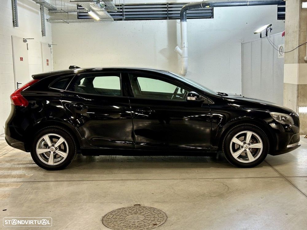 Volvo V40 2.0 D2 Momentum - 7