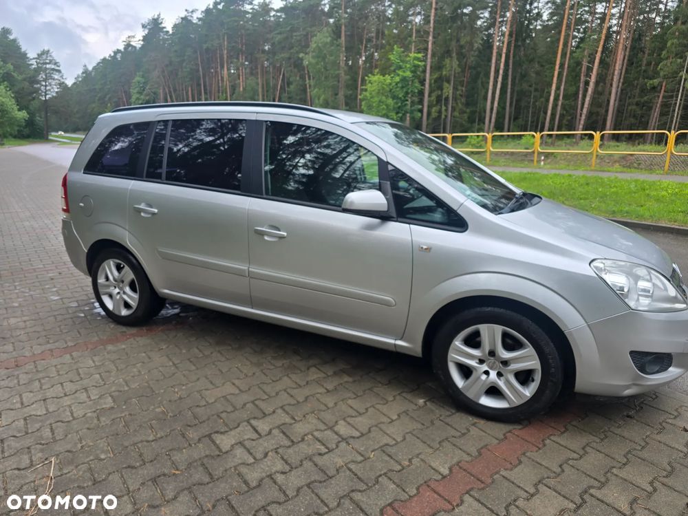 Opel Zafira 1.8 Elegance - 4