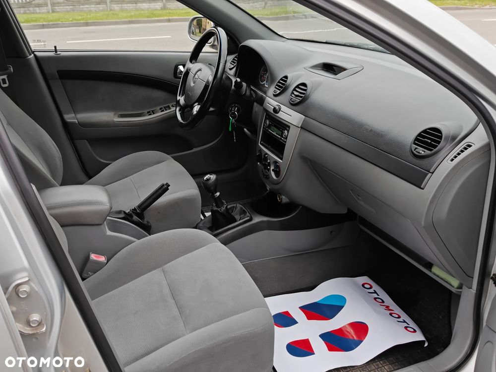 Chevrolet Nubira 1.6 SE - 7