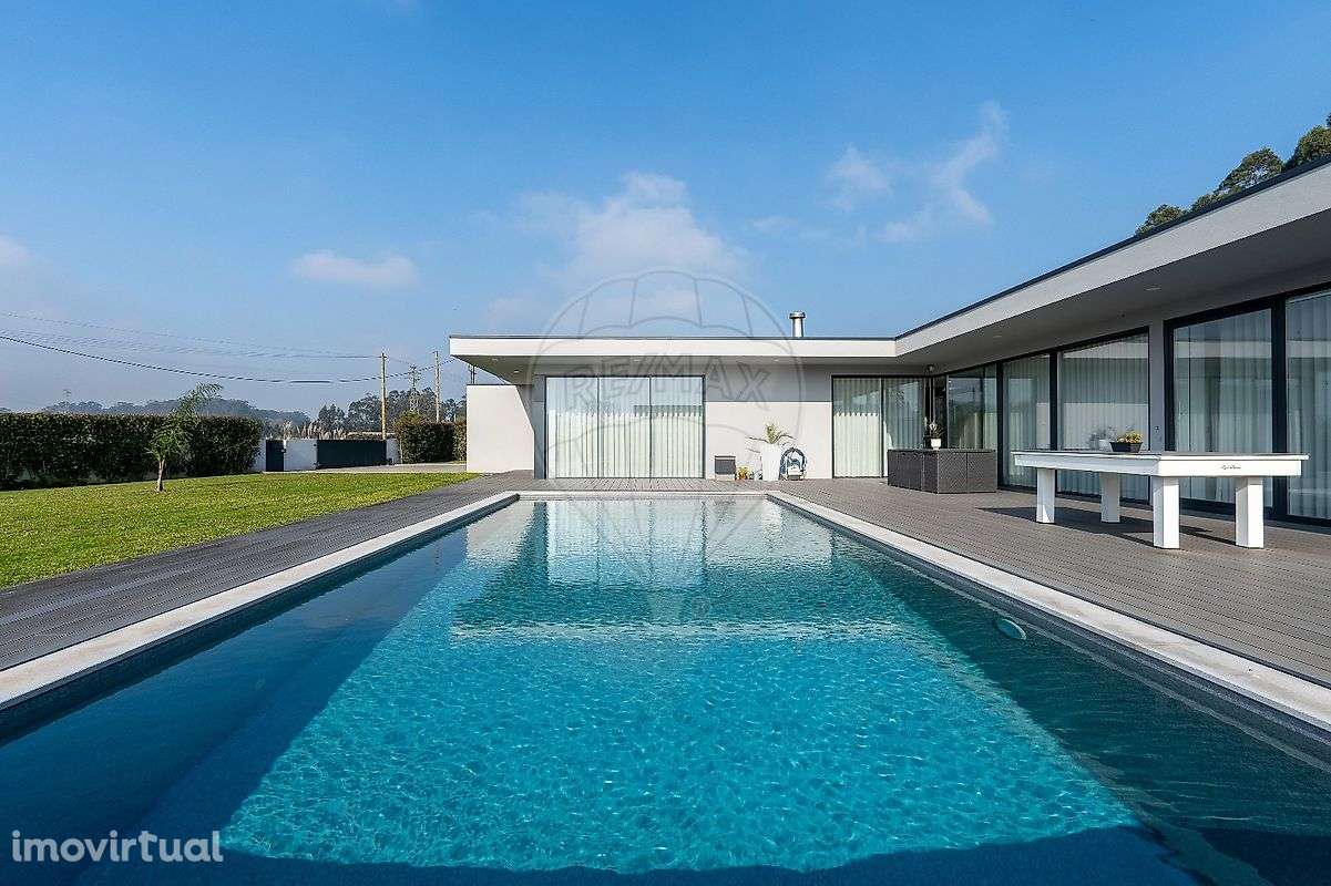 Moradia T4 para venda - Grande imagem: 2/50