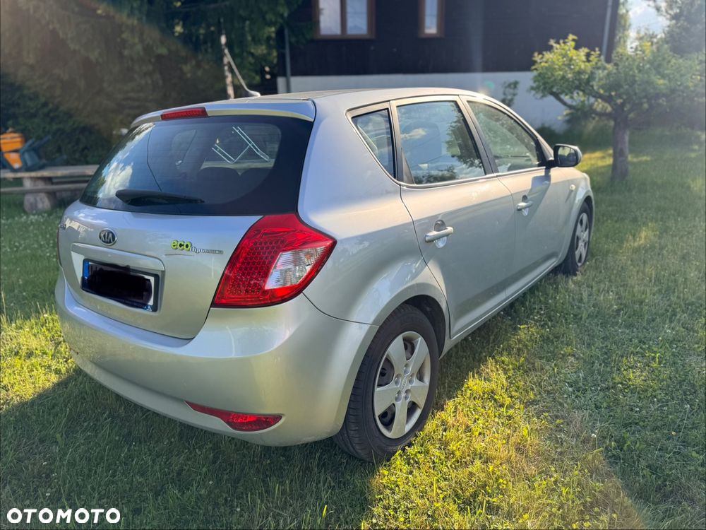 Kia Ceed 1.4 Comfort - 4