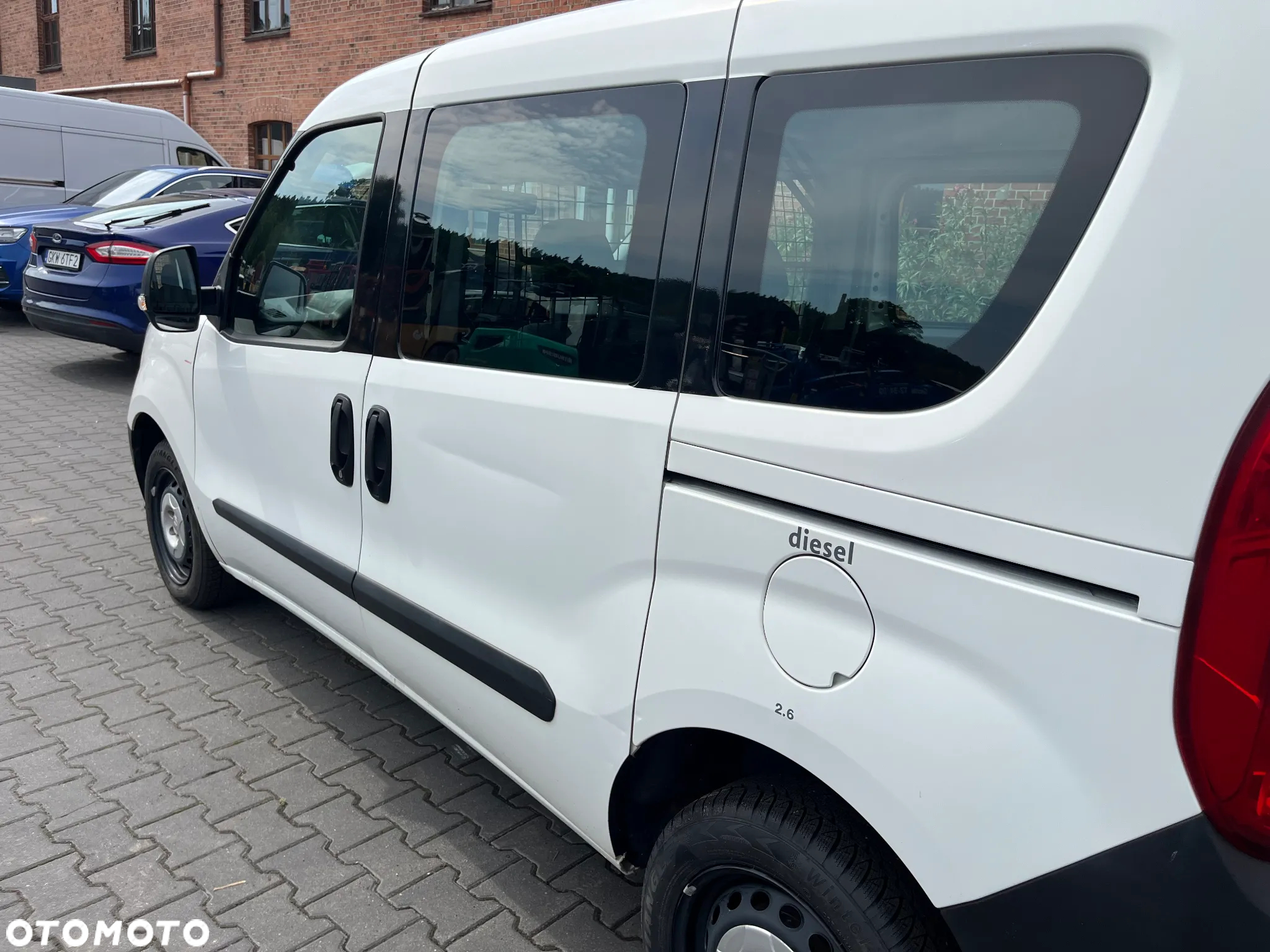Fiat DOBLO - 12