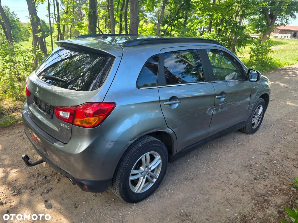 Mitsubishi ASX - 4