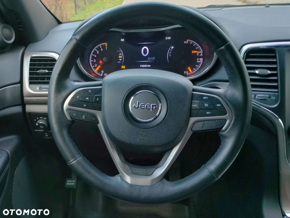 Jeep Grand Cherokee 3.6 V6 Laredo - 19