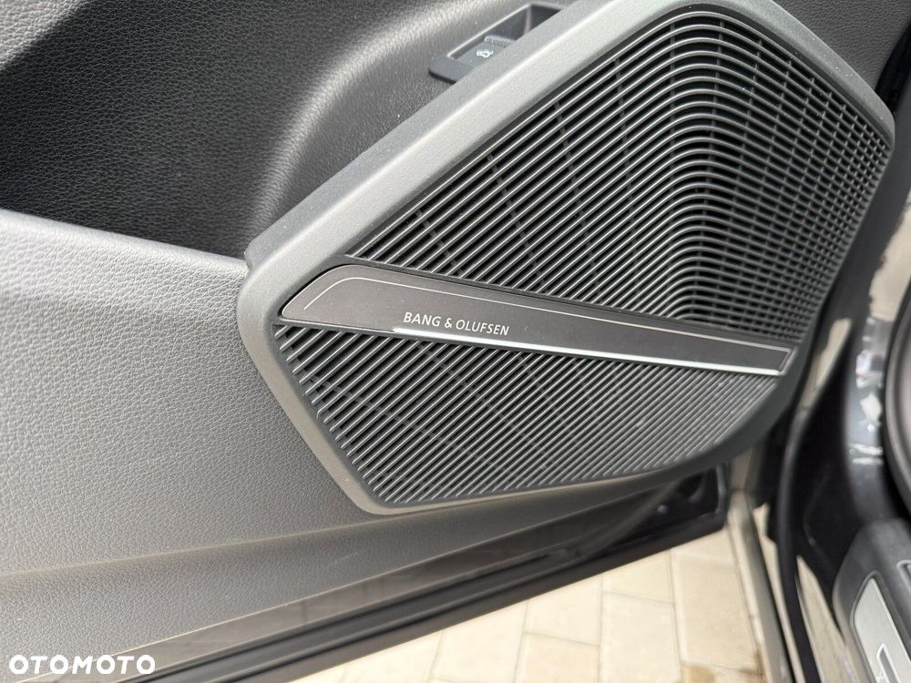 Audi Q5 Sportback - 40