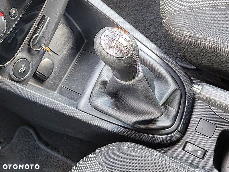 Renault Clio 1.2 16V 75 Luxe - 19