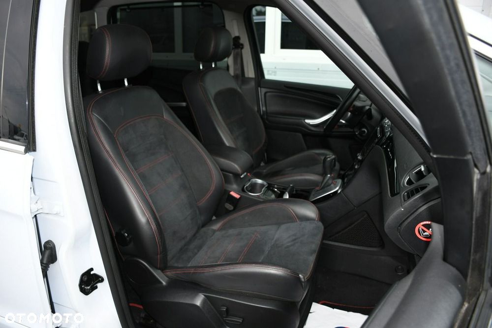 Ford S-Max - 27