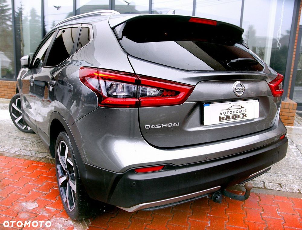 Nissan Qashqai 1.2 DIG-T Xtronic TEKNA+ - 33